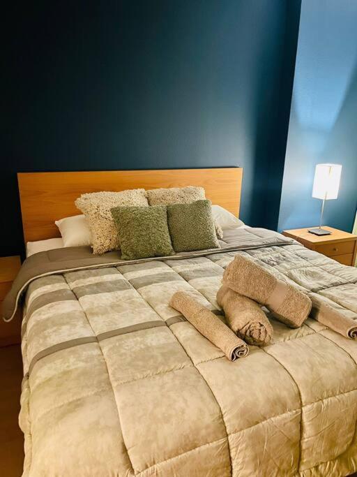 Newly Refurbished 2 Bed Appt Виламура Екстериор снимка
