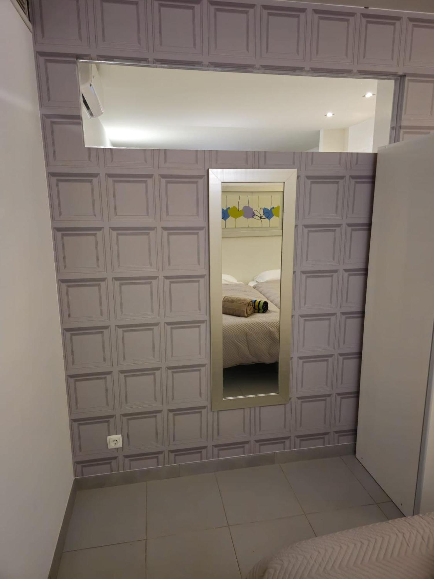 Newly Refurbished 2 Bed Appt Виламура Екстериор снимка